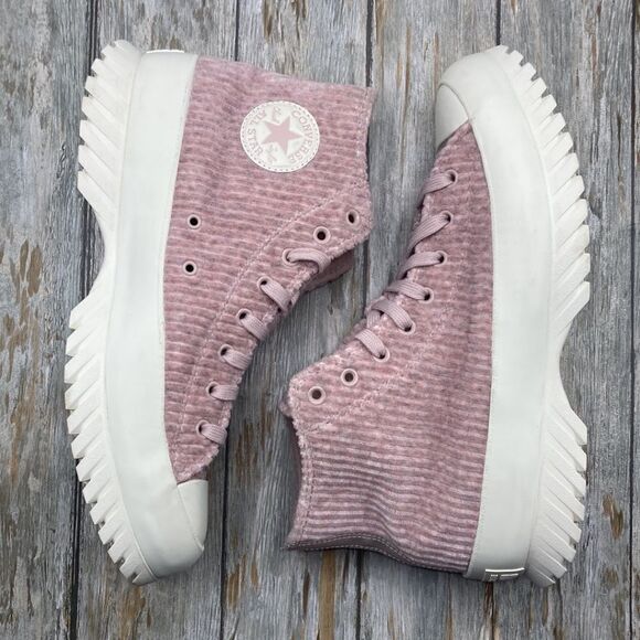 Converse Chuck Taylor All Star Lugged 2.0 Velour Hightop Sneaker Shoes Size 11.5 - Picture 1 of 12